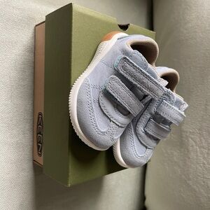 Keen Kids Light Gray Velcro Sneakers